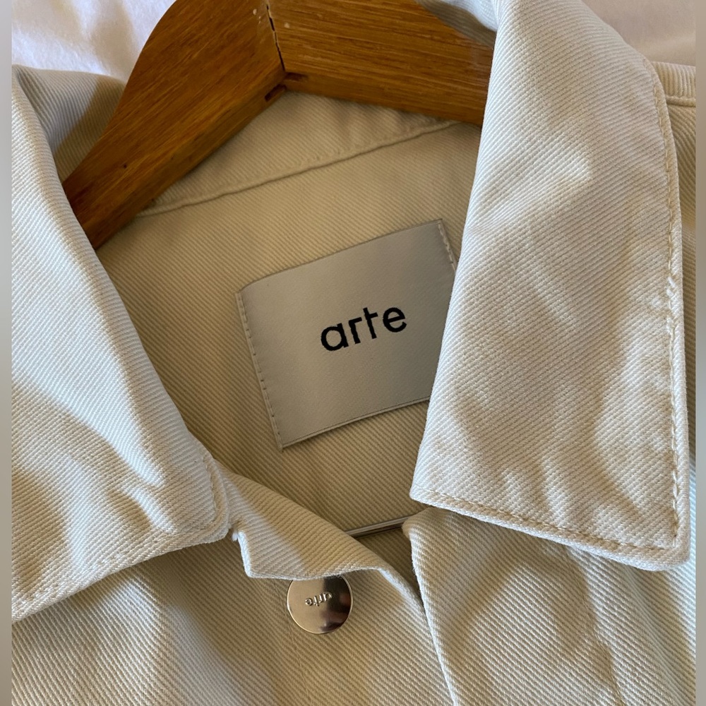Custom Arte Jacket - Picture 3 of 9